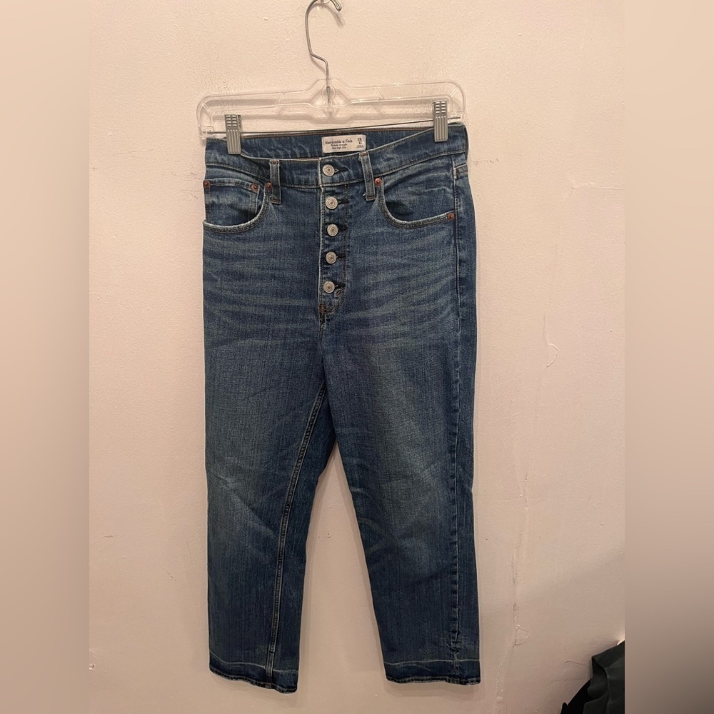Abercrombie & Fitch 90s Straight Ultra High Rise Size 28/6 Regular - Picture 2 of 3
